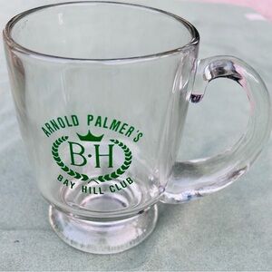 ARNOLD PALMERS “BAY HILL CLUB “20 OZ GLASS HEAVY —-
